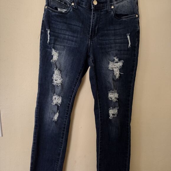 Venus women's distressed jeans size 6‎ - Picture 1 of 5